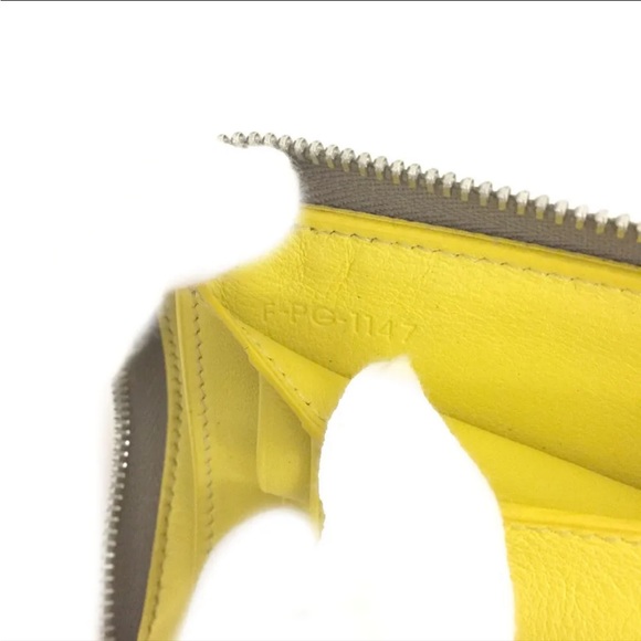 Authentic Celine Bifold Zippy wallet - Picture 7 of 13